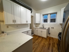 3248 W 25th St, Unit 2 in Chicago, IL - Building Photo - Building Photo