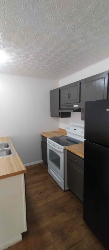property at 712 Old Roane St