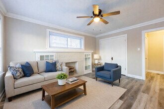 8401 S Paulina St in Chicago, IL - Building Photo - Building Photo