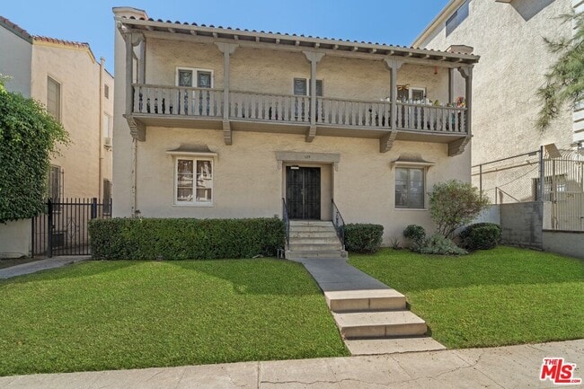 129 N Swall Dr in Los Angeles, CA - Building Photo - Building Photo