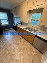 2301 E 79th St in Kansas City, MO - Building Photo - Building Photo