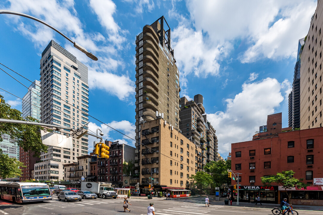 The Peregrine in New York, NY - Building Photo