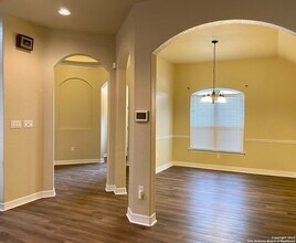 8634 Shady Mountain in San Antonio, TX - Building Photo - Building Photo