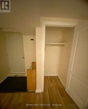 18 King George Rd in Toronto, ON - Building Photo - Building Photo