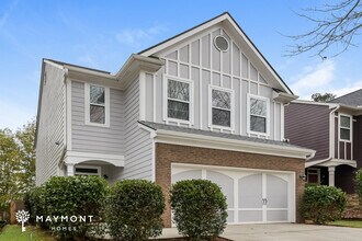 2160 Lily Valley Dr in Lawrenceville, GA - Foto de edificio - Building Photo