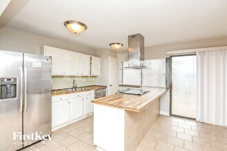 3724 Mulberry Ln in Bedford, TX - Building Photo - Building Photo