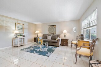 157 Flanders C in Delray Beach, FL - Building Photo - Building Photo
