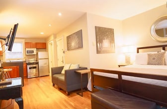 16 Cedar Lane Way, Unit 2 in Boston, MA - Foto de edificio - Building Photo