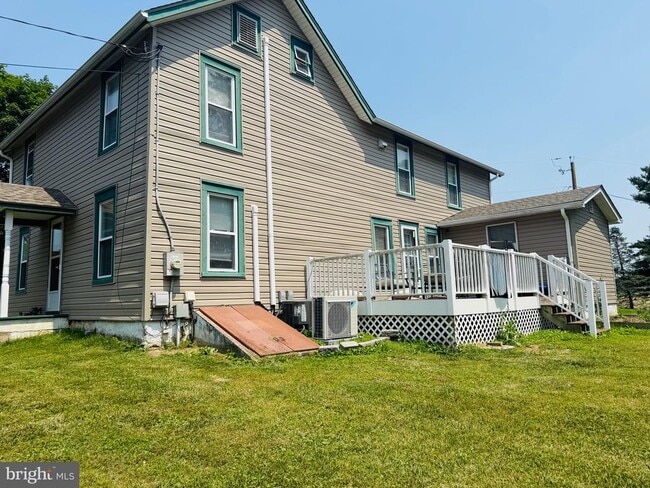1168 Calvert Rd in Rising Sun, MD - Foto de edificio - Building Photo