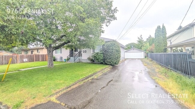 9766 Feniak St in Chilliwack, BC - Building Photo - Building Photo