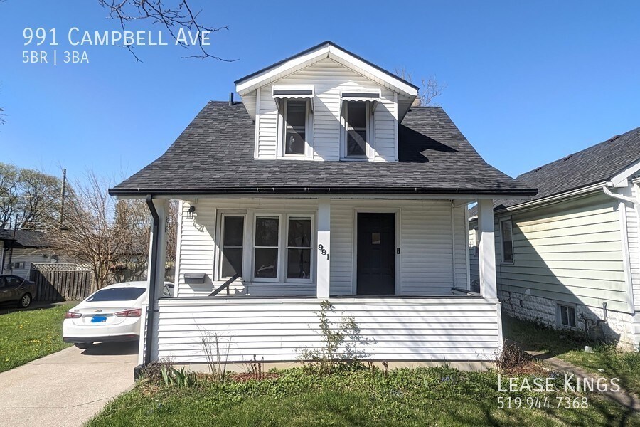 991 Campbell Ave in Windsor, ON - Building Photo