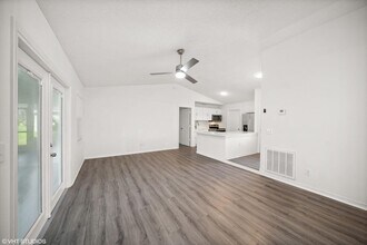 3438 SW Martin St in Port St. Lucie, FL - Building Photo - Building Photo