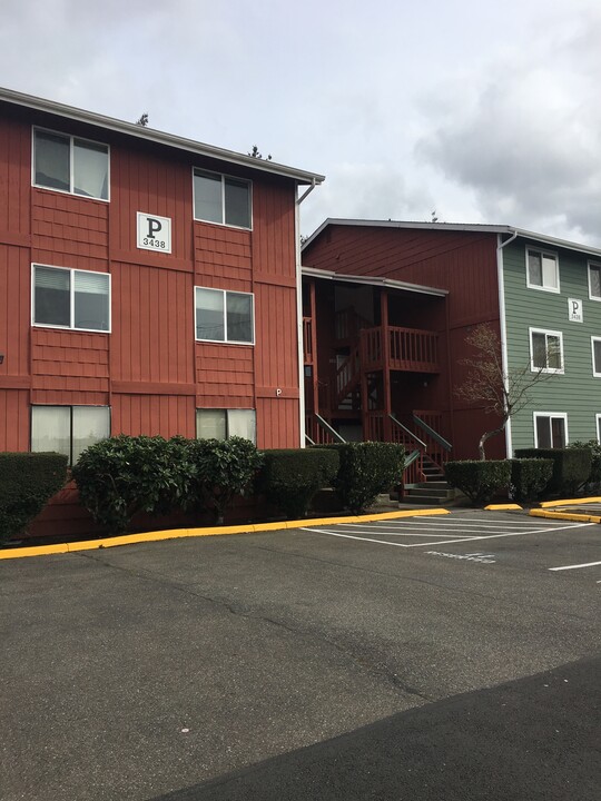 3438 I St NE, Unit P102 in Auburn, WA - Building Photo