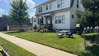 22727 Rein Ave in Eastpointe, MI - Building Photo