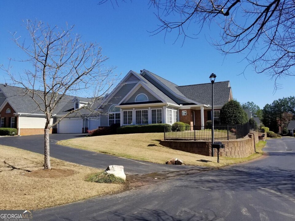 4304 Village Ln in Roswell, GA - Building Photo