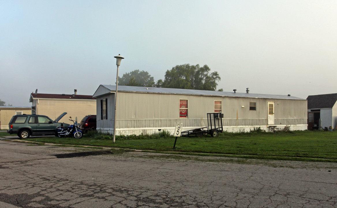 Brookpark Estates Mobile Home Park in Tiffin, OH - Building Photo