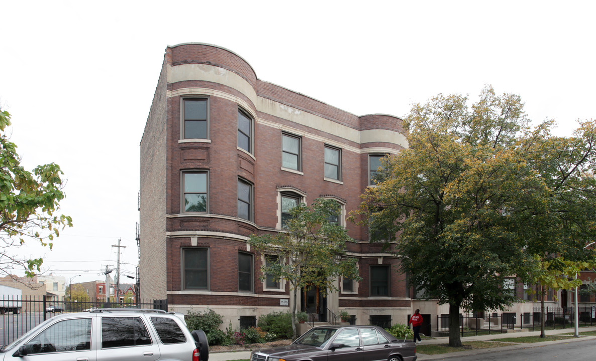 4335-4337 S Greenwood Ave in Chicago, IL - Building Photo