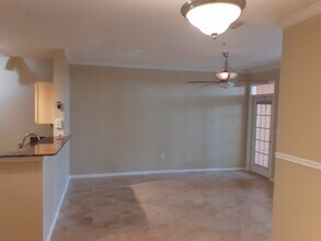 5000 Culbreath Key Way, Unit 116 in Tampa, FL - Building Photo - Building Photo