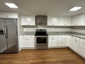 100 Gaylord Mountain Rd in Hamden, CT - Building Photo - Building Photo