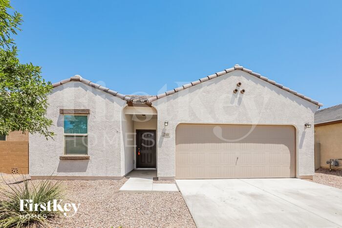 340 W Powell Dr in Queen Creek, AZ - Building Photo