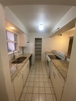 2208 Enfield Rd in Austin, TX - Building Photo