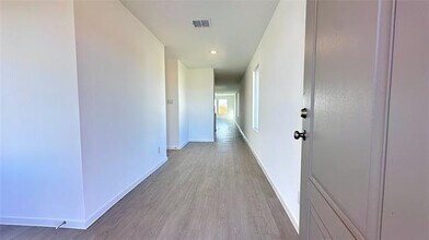 1729 Crossbill St in Forney, TX - Building Photo - Building Photo