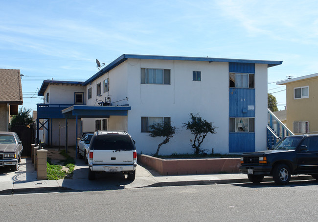 114 S Roosevelt Ave in Oxnard, CA - Building Photo - Building Photo