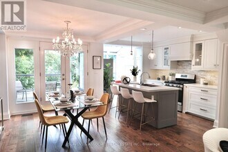 456 Roehampton Ave in Toronto, ON - Building Photo - Building Photo