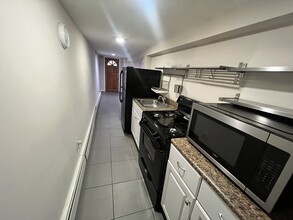 222 4th St in Jersey City, NJ - Building Photo - Building Photo