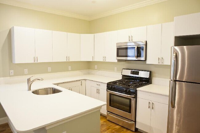 17 Imrie Rd, Unit 1 in Boston, MA - Building Photo - Building Photo