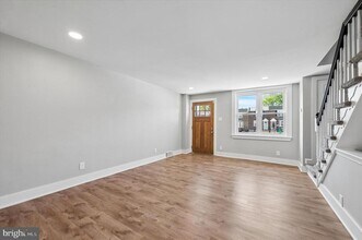 306 Pine St in Sharon Hill, PA - Building Photo - Building Photo