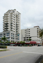 Ponce Tower in Miami, FL - Building Photo - Building Photo