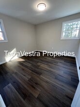 100 Jerrys Ave in Clayton, NJ - Building Photo - Building Photo