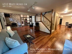 4512 Misty Acres Ln in Gainesville, VA - Building Photo - Building Photo