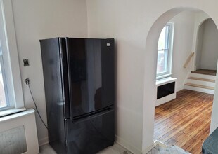 1281 S Broad St in Trenton, NJ - Building Photo - Building Photo