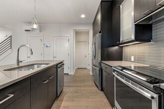 3243 N Houghton St in Portland, OR - Building Photo - Building Photo