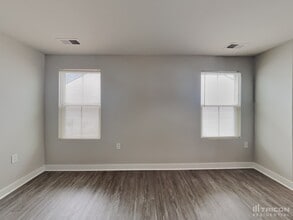 215 Wellwood Way in Piedmont, SC - Building Photo - Building Photo