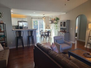 421 Ridgeway Dr in Sneads Ferry, NC - Building Photo - Building Photo