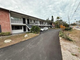 1345 Drew St in Clearwater, FL - Building Photo