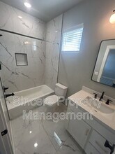2008 NW 27th St in Oklahoma City, OK - Building Photo - Building Photo