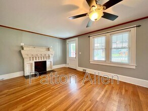 18 Harvard Pl in Asheville, NC - Building Photo - Building Photo