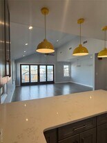 90 E Hudson St in Long Beach, NY - Building Photo