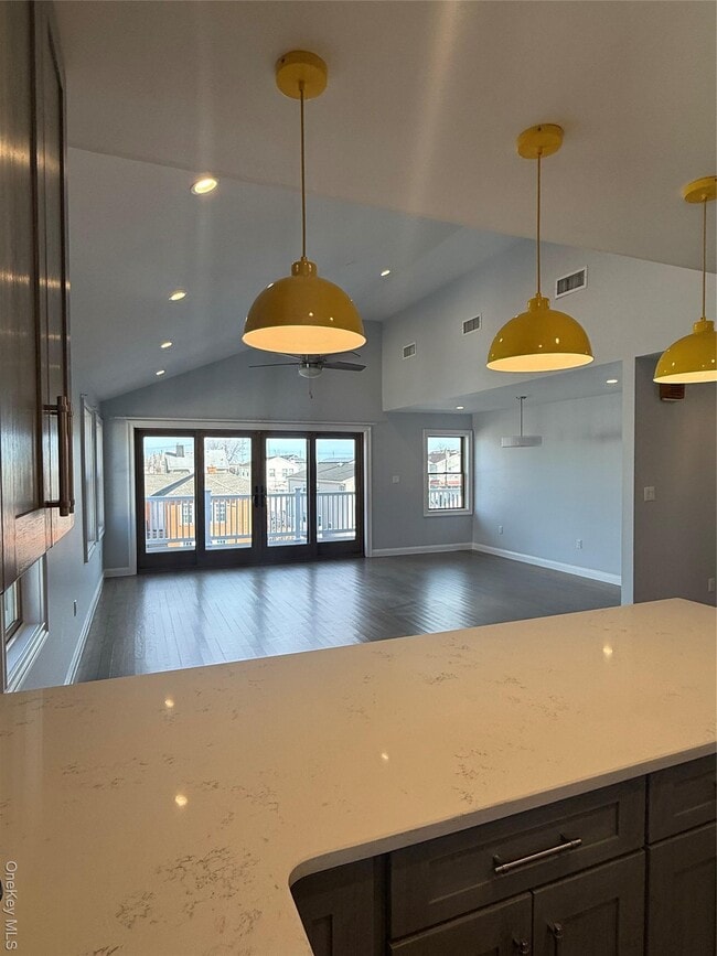 property at 90 E Hudson St