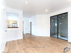 1091 Foxchase Dr in San Jose, CA - Building Photo - Building Photo