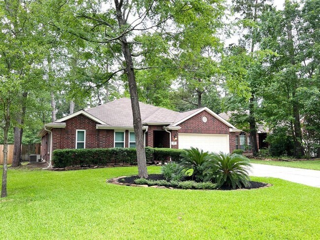 property at 135 N Wynnoak Cir