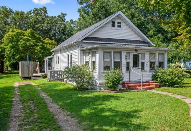 1665 N Mallory St in Hampton, VA - Building Photo - Building Photo