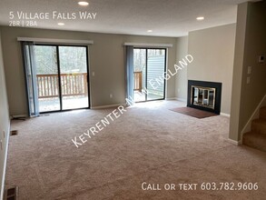 5 Village Falls Way in Merrimack, NH - Building Photo - Building Photo