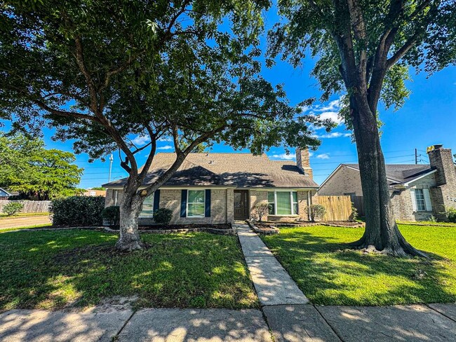 22018 Elsinore Dr in Katy, TX - Foto de edificio - Building Photo