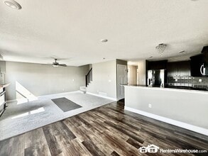 5308 St Andrews Cir in Des Moines, IA - Foto de edificio - Building Photo