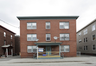 113 Gilman St in Portland, ME - Building Photo - Building Photo